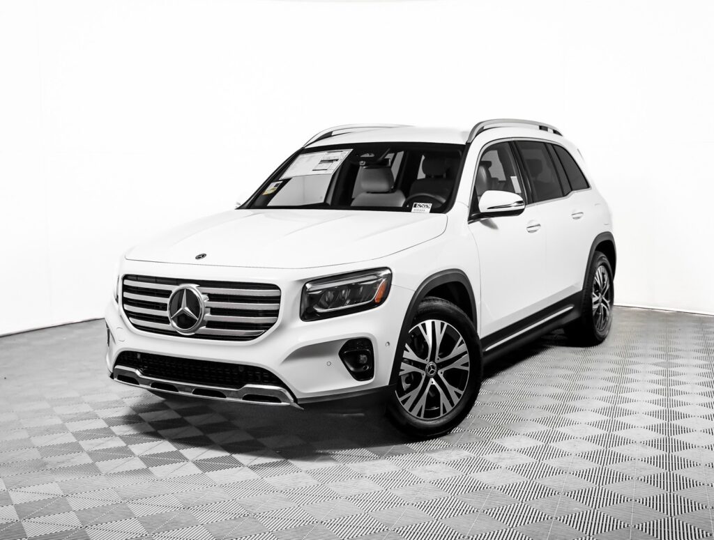 white mercedes suv